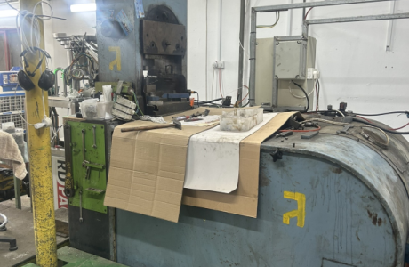 מכבש הטבעה CINCINNATI K360 