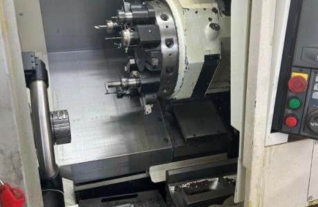 CNC lathe OKUMA L2000E-M 