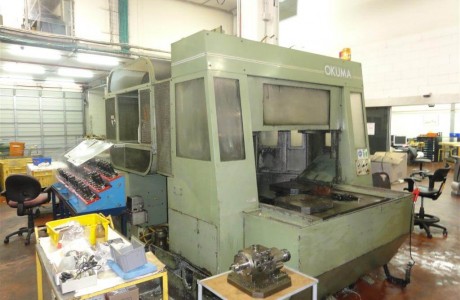 כרסומת  CNC OKUMA אוריזונטלית MC40, 560X460X460, שולחן 400X400, BT40, 30 כלים, 1989