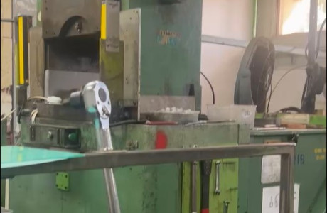 מכבש הטבעה CINCINNATI K600 